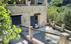 Appartement 3 pièces dans maison individuelle entre mer et montagnes